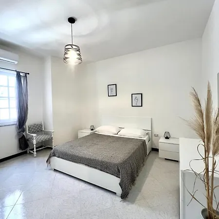 Lemon Tree House Nahe Sant Antioco & Kitespot Semesterbostad